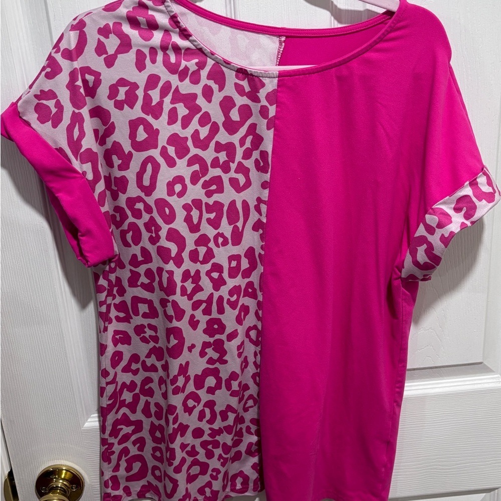 hot pink half-leopard print short-sleeve t-shirt